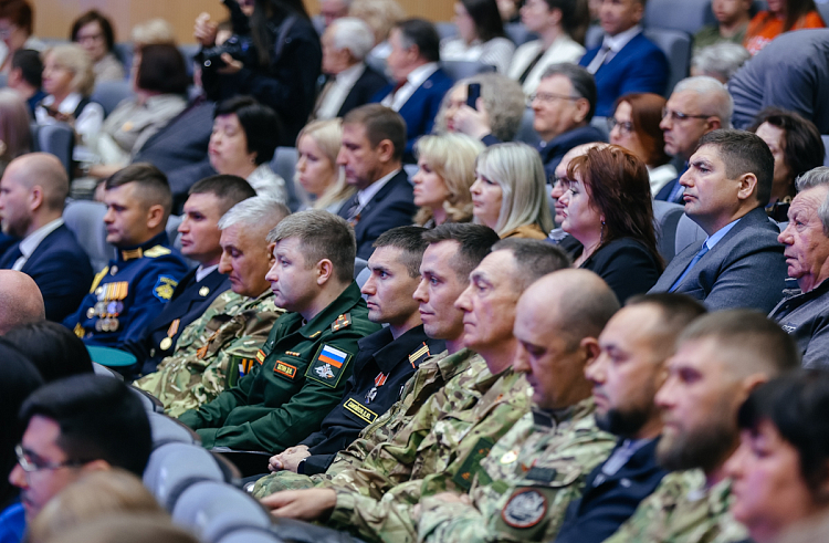 Олег Кожемяко: Заявители кадровой программы «Герои Приморья» пройдут собеседование уже в июне. ОТЧЁТ ГУБЕРНАТОРА.