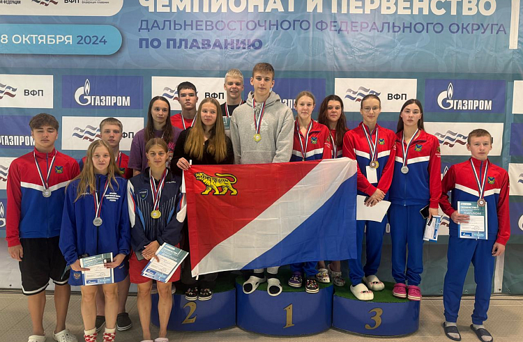 Чемпионат и первенство ДФО выиграли приморские пловцы.