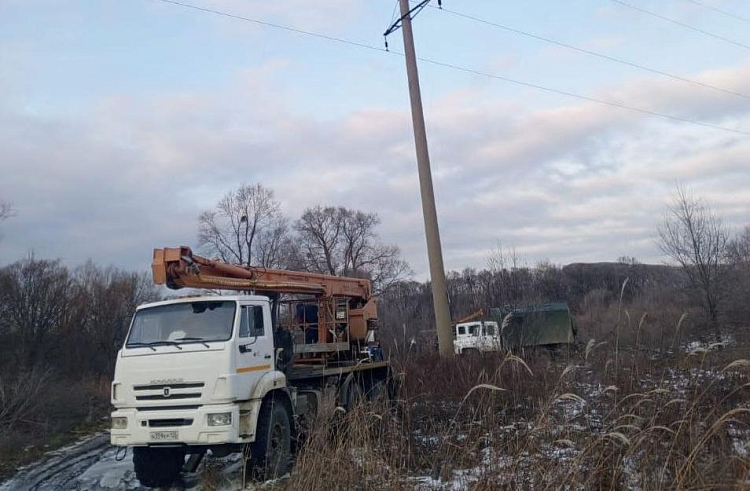 Энергетики Приморья устранили аварии на сетях.