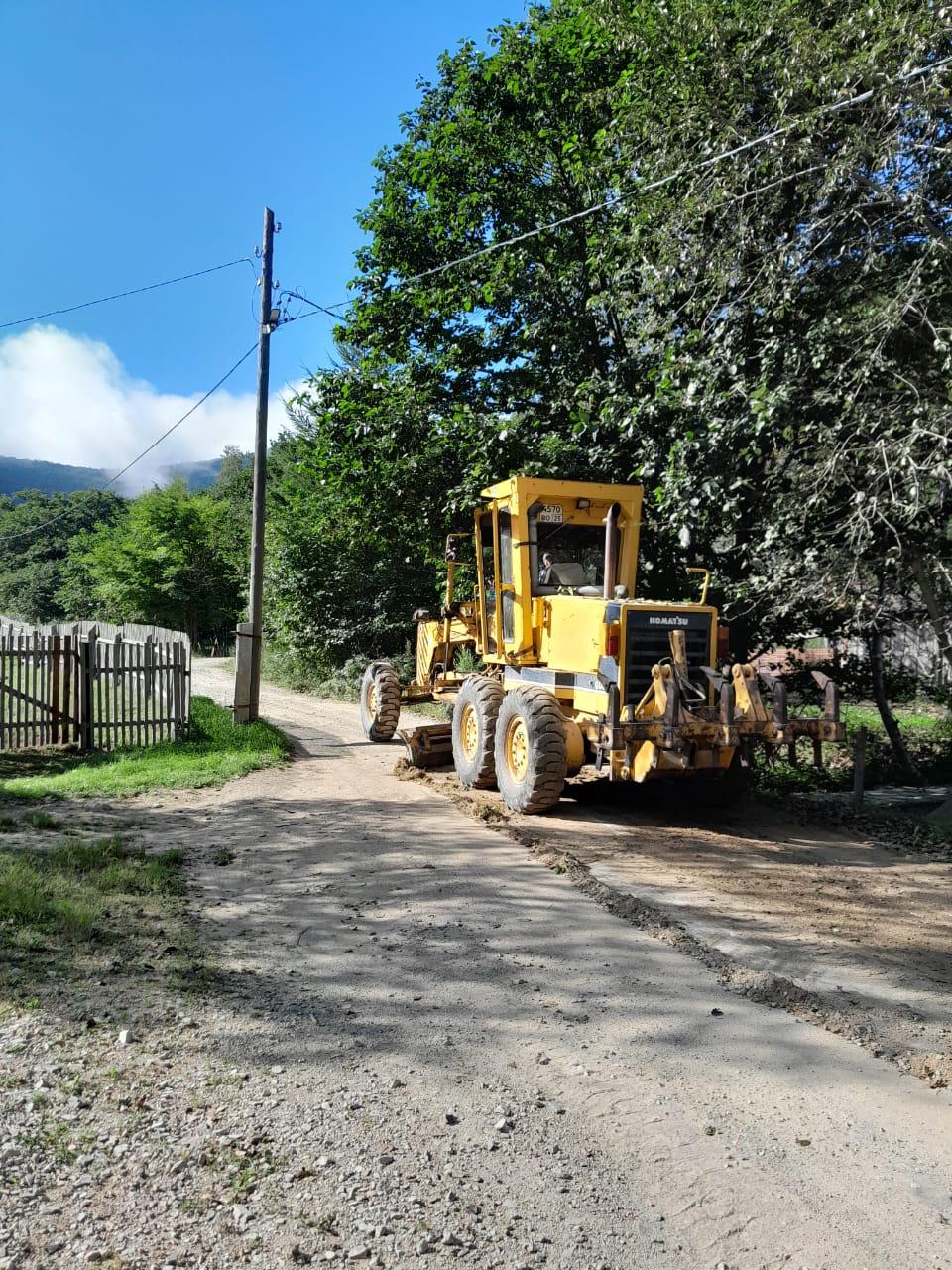 Содержание поселковых дорог.