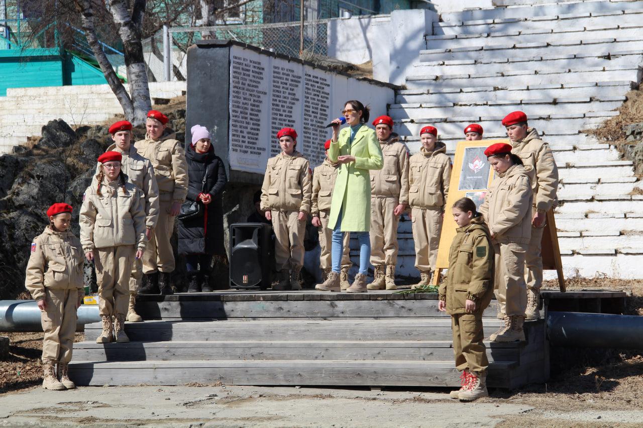 24 марта  на центральной площади поселка Терней состоялся митинг-реквием в память о жертвах террористического акта  в подмосковном «Крокус сити холле».