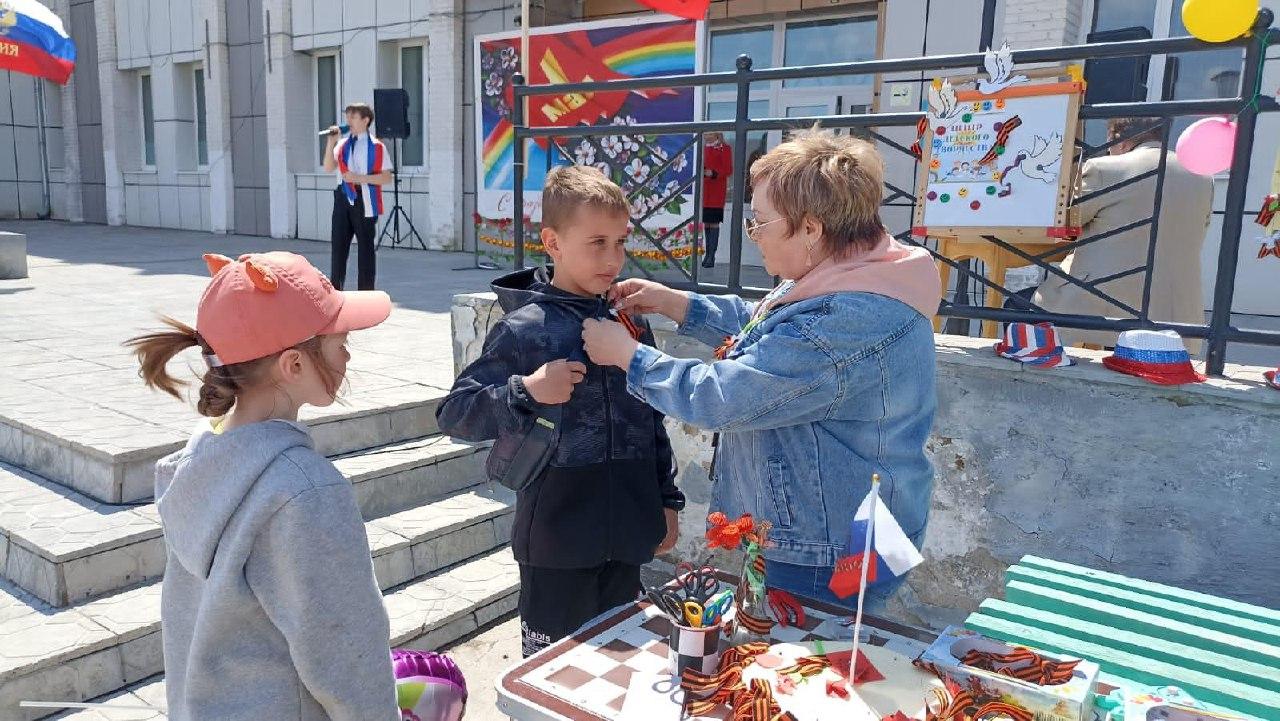 Дорогие друзья!  Рассказываем о том, как отметили Праздник весны и труда в п. Пластун!.