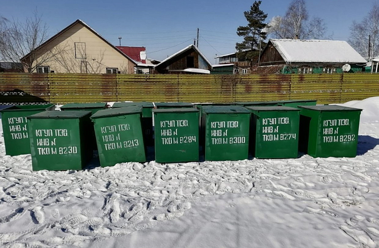 Парк мусорных контейнеров продолжают обновлять в Приморье.