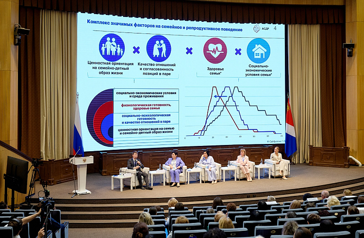 Приморские практики в области демографии будут тиражироваться в регионах Дальнего Востока.