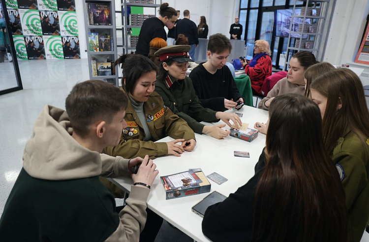 Семейный квартирник прошел в новом креативном пространстве в Приморье.