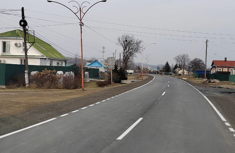 Завершился ремонт дороги в приморском Новолитовске.