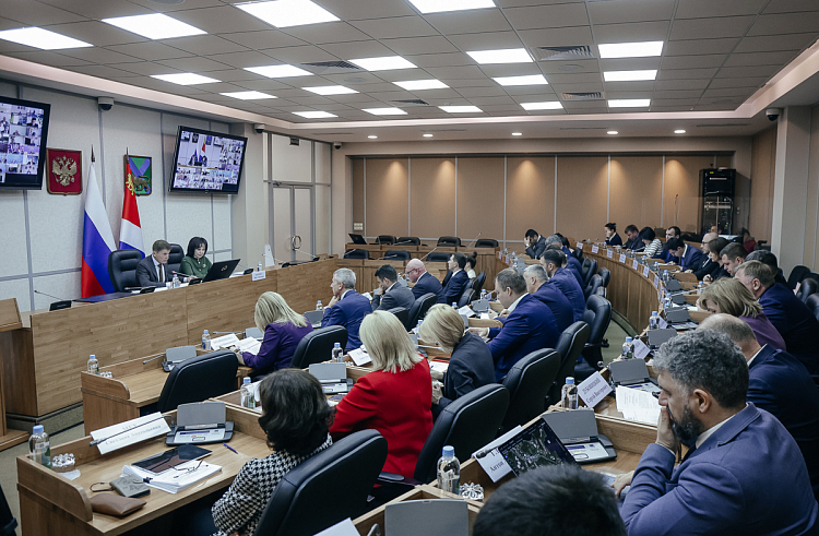 Главы муниципалитетов в Приморье получат предостережения.