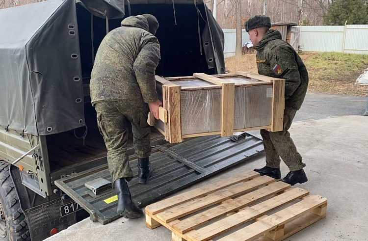 Очередную партию экипировки для бойцов подготовили в Приморье на СВО.