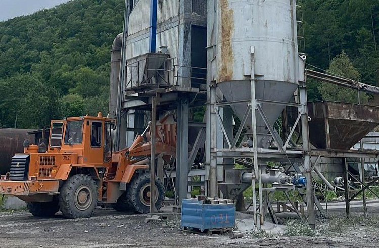 Производительность асфальтобетонного завода в приморском Дальнегорске повысилась в два раза.