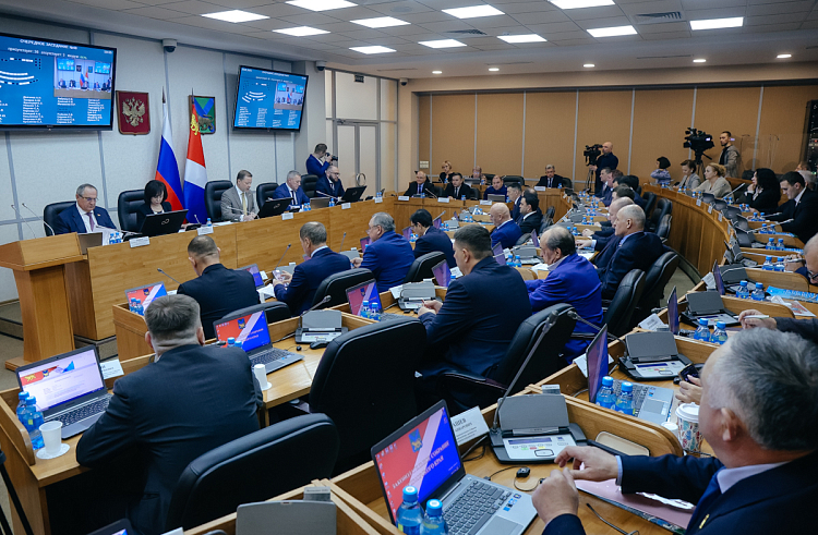 Уполномоченный при Губернаторе по взаимодействию с участниками СВО появится в Приморье.