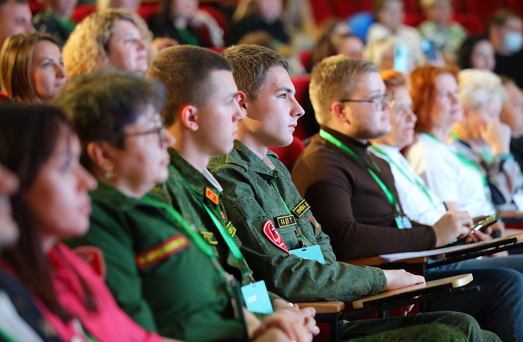 Участники всероссийского форума в Приморье подготовили решения актуальных вопросов помощи участникам СВО.