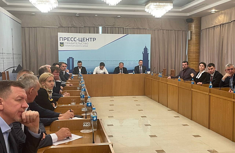 Судоремонтный и судостроительный кластер запустят в Приморье в 2024 году. Судоремонтный и судостроительный кластер запустят в Приморье в 2024 году.