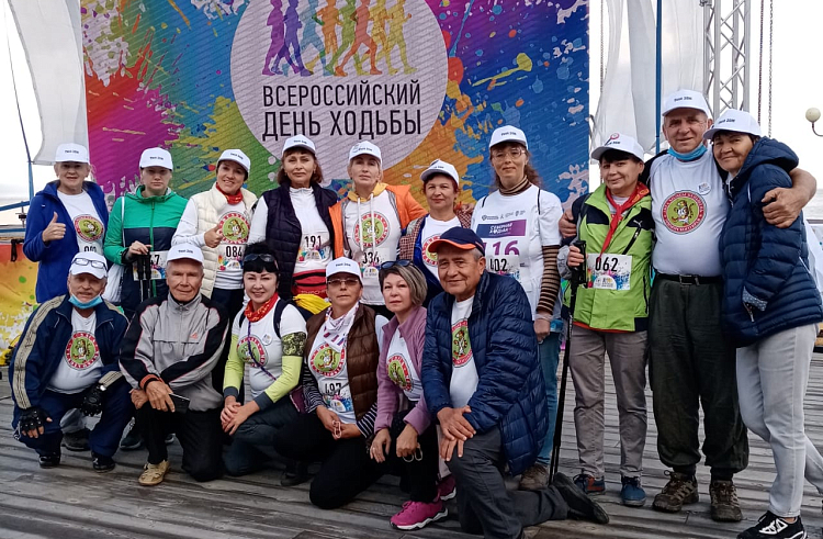 Более 650 пенсионеров Приморья покорят сопки и лесные тропы с «Женьшенем». Более 650 пенсионеров Приморья покорят сопки и лесные тропы с «Женьшенем».