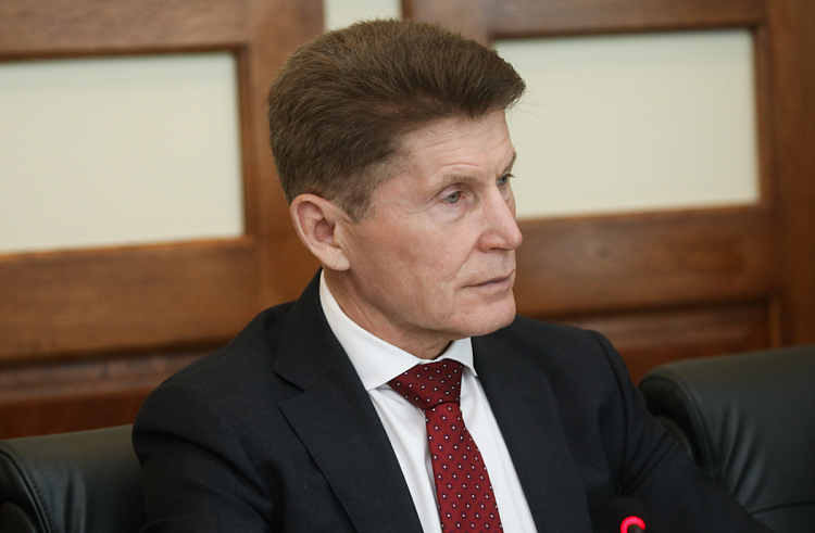 Олег Кожемяко пригласил молодежь КНР заниматься спортом и изучать искусство в Приморье. Олег Кожемяко пригласил молодежь КНР заниматься спортом и изучать искусство в Приморье.