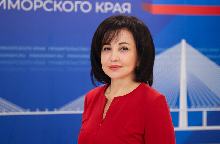 Вера Щербина: Более чем на 52% выросла перевалка контейнеров в портах Приморья. Вера Щербина: Более чем на 52% выросла перевалка контейнеров в портах Приморья.