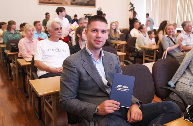 Еще 23 управленца подготовили в Приморье по Президентской программе. Еще 23 управленца подготовили в Приморье по Президентской программе.