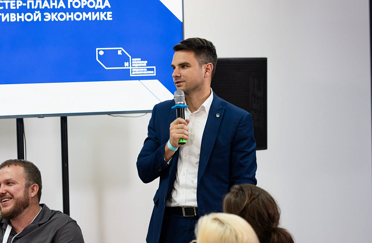 Зампред Правительства Приморья: Мода, туризм, видеопродакшн и музыка – основные направления развития креативной экономики региона. Зампред Правительства Приморья: Мода, туризм, видеопродакшн и музыка – основные направления развития креативной экономики региона.