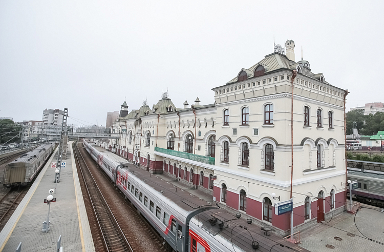 Отправиться на осенних каникулах в Хабаровск на экскурсию могут приморские школьники. Отправиться на осенних каникулах в Хабаровск на экскурсию могут приморские школьники.