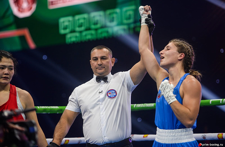 Приморская спортсменка выиграла «бронзу» на чемпионате России по боксу. Приморская спортсменка выиграла «бронзу» на чемпионате России по боксу.