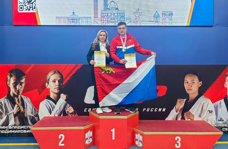 Приморец Валентин Кондратенко в седьмой раз завоевал титул чемпиона России по тхэквондо среди спортсменов с ПОДА. Приморец Валентин Кондратенко в седьмой раз завоевал титул чемпиона России по тхэквондо среди спортсменов с ПОДА.