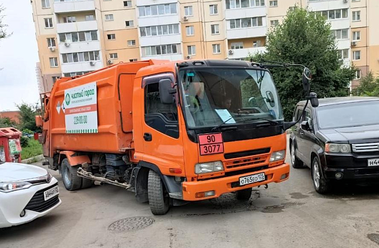 Новые мусоровозы поступят в Приморье уже в этом году. Новые мусоровозы поступят в Приморье уже в этом году.