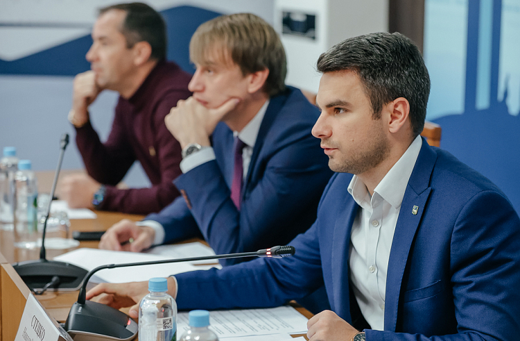 Планы по развитию экспорта на 2025 год обсудили в Приморье. Планы по развитию экспорта на 2025 год обсудили в Приморье.