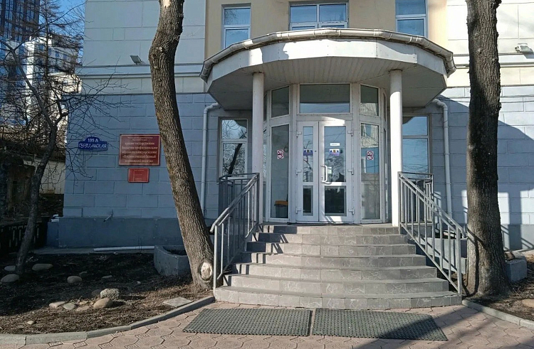 Преподаватели медицинского колледжа в Торезе получат дипломы российского образца. Преподаватели медицинского колледжа в Торезе получат дипломы российского образца.